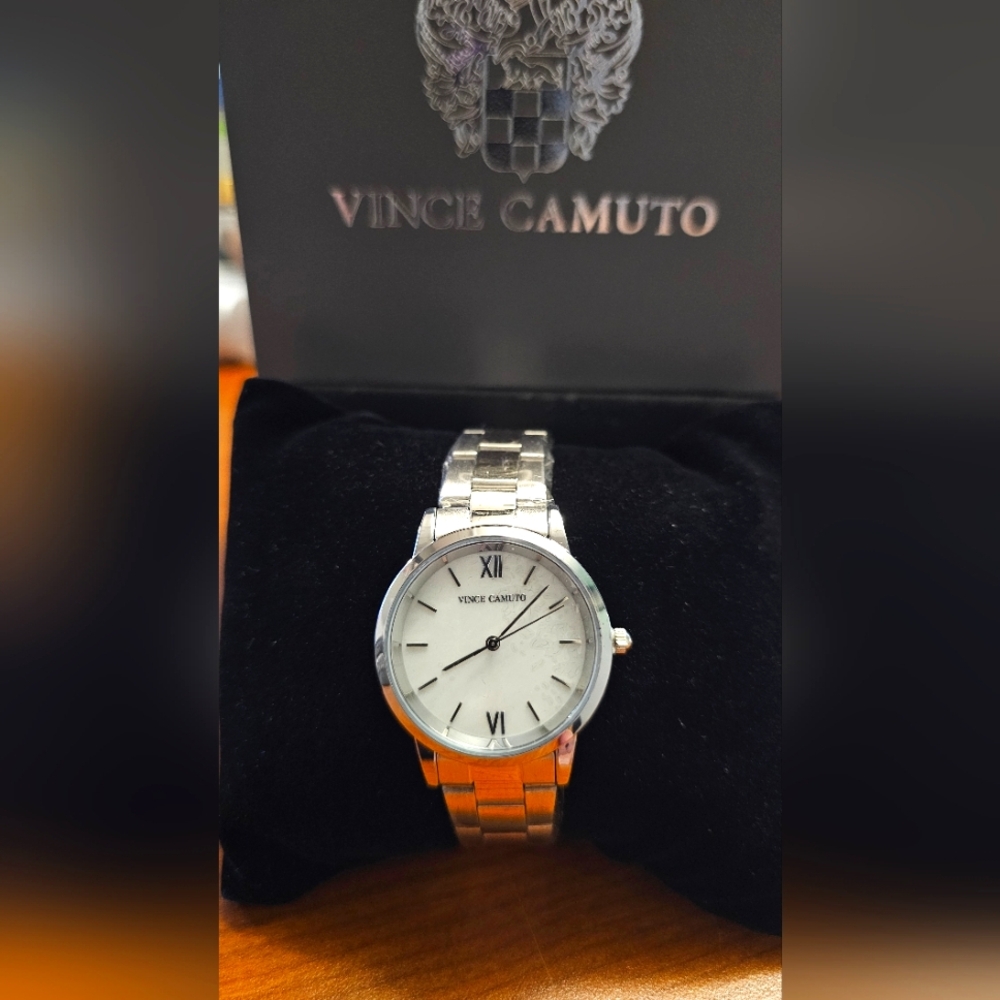 Vince Camuto Ayla Women's Wristwatch - New
